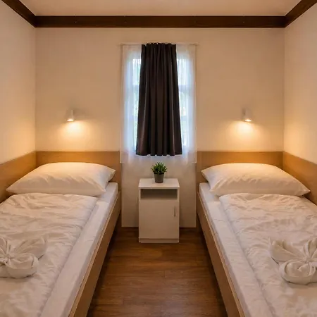 Mirabella Campingplads Zamárdi